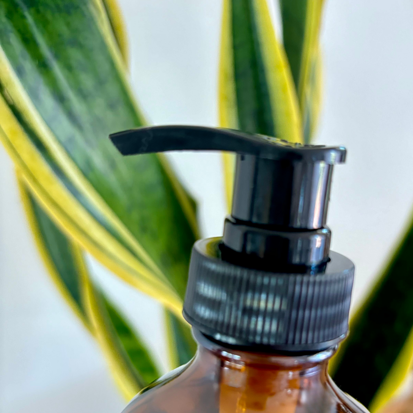 500ml Soap/Lotion Pump Bottle - Amber Glass