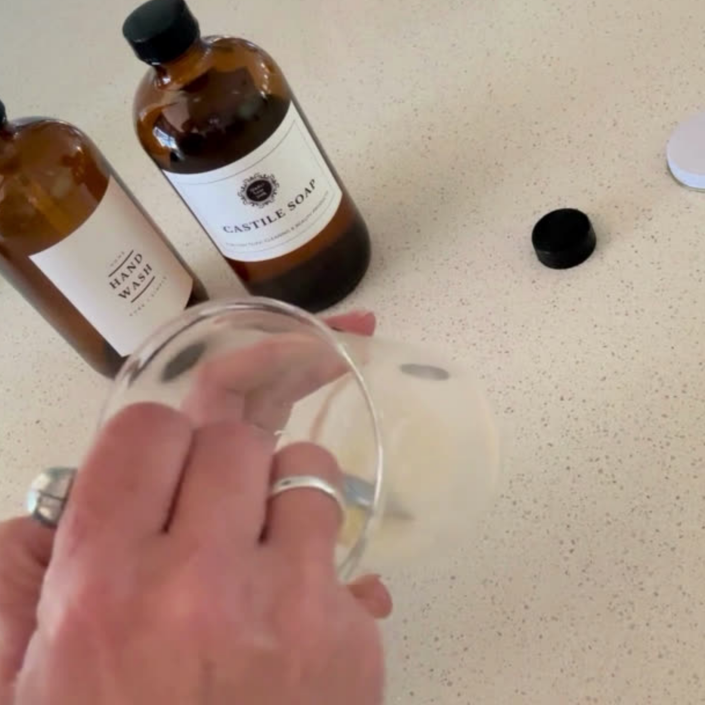 making a thickening gel in beaker with Glycerine and xanthan Gum